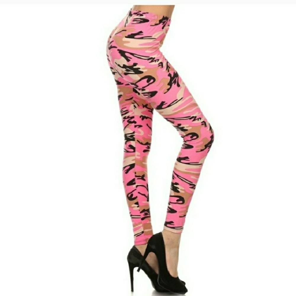 🏵Pink Camo Leggings🏵